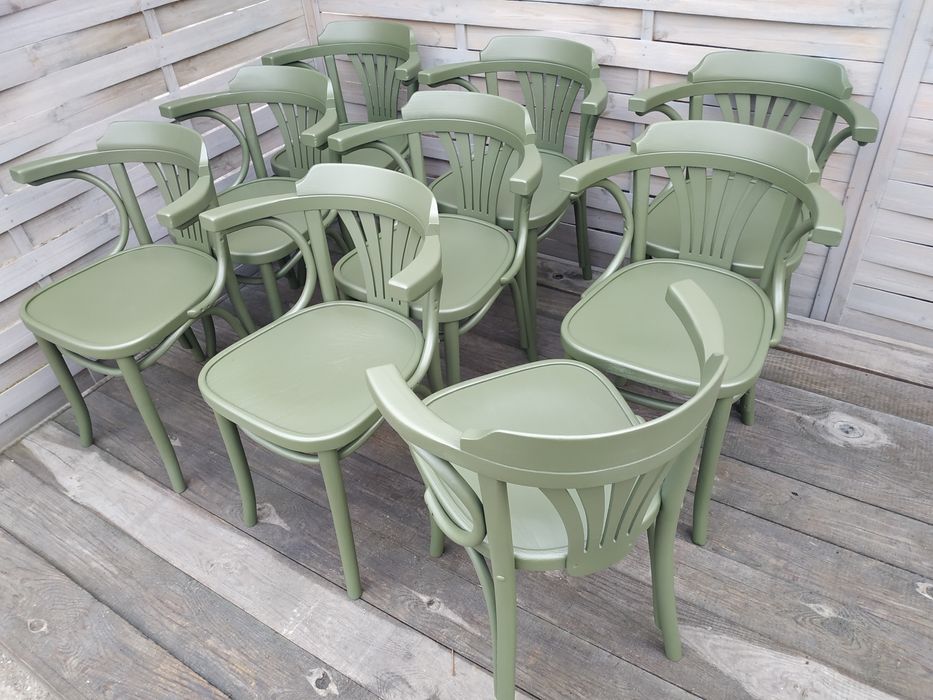 Fameg Thonet krzesła gięte z podłokietnikiem oliwkowe 35szt.