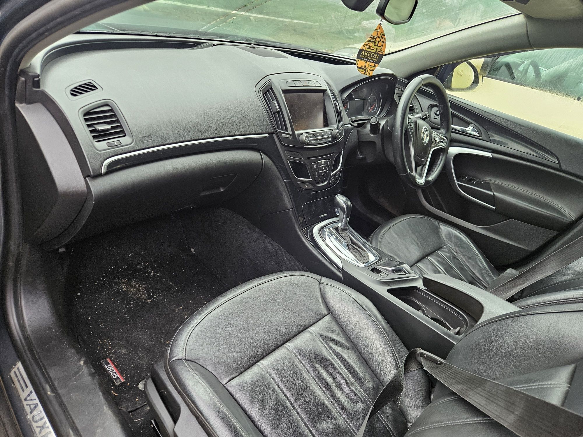 Опель Інсігнія Бампер Капот Крило Фара Решітка Стоп Скло Opel Insignia
