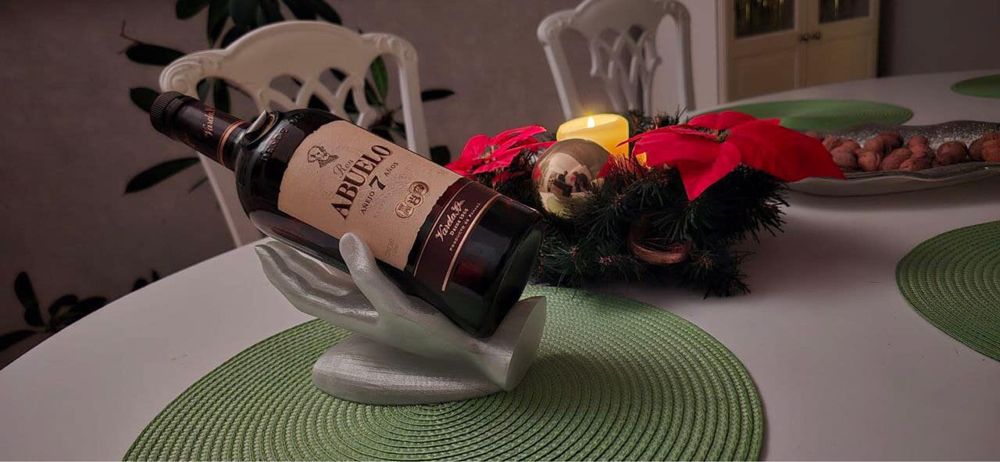 Stojak na alkohol