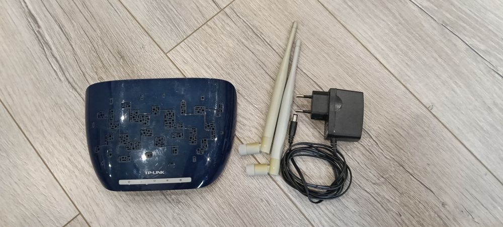 Ретранслятор TP-LINK TL-WA830RE