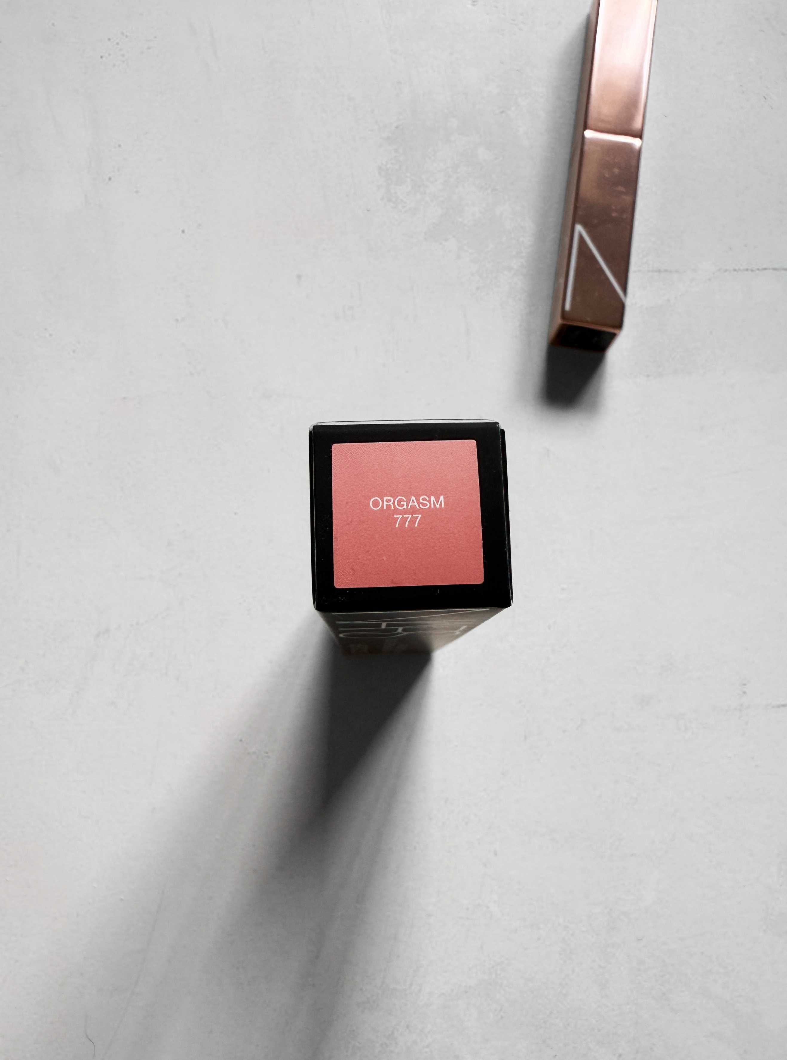 Nars Afterglow pomadka szminka w odcieniu Orgasm