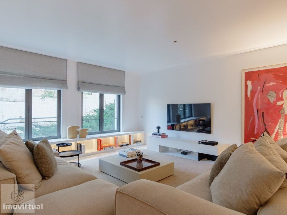 Apartamento T2 com garagem Infante Santo