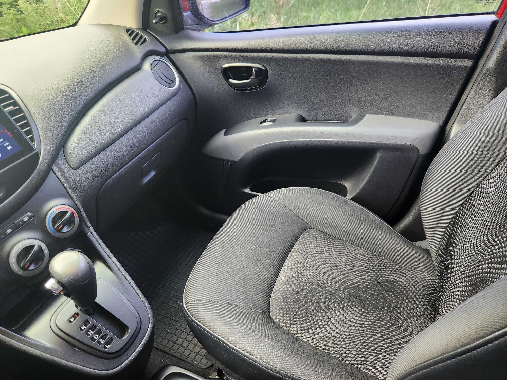 Хюндай І10 автомат 2013 Hyundai i10
