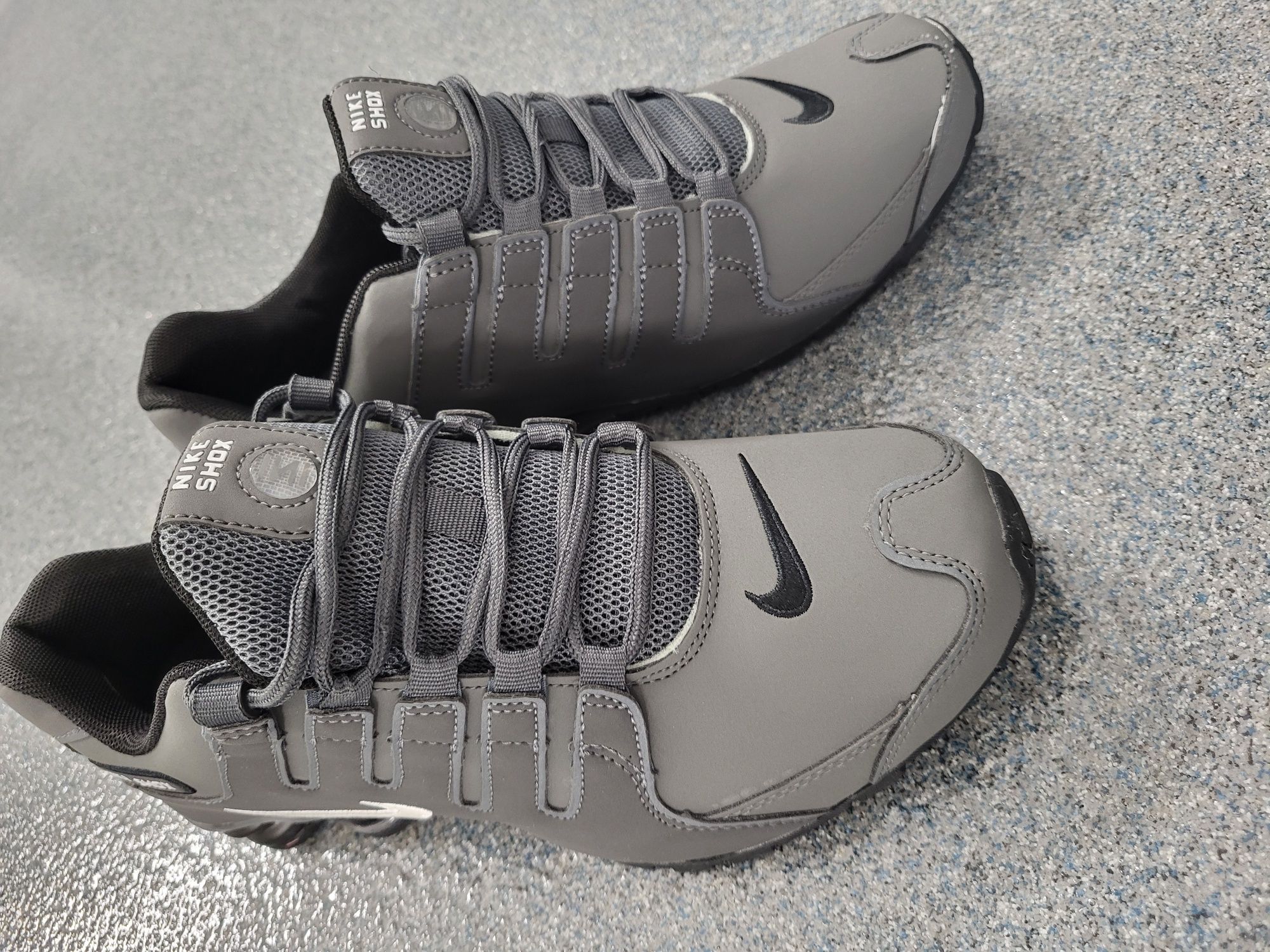 Buty Nike Shox 42