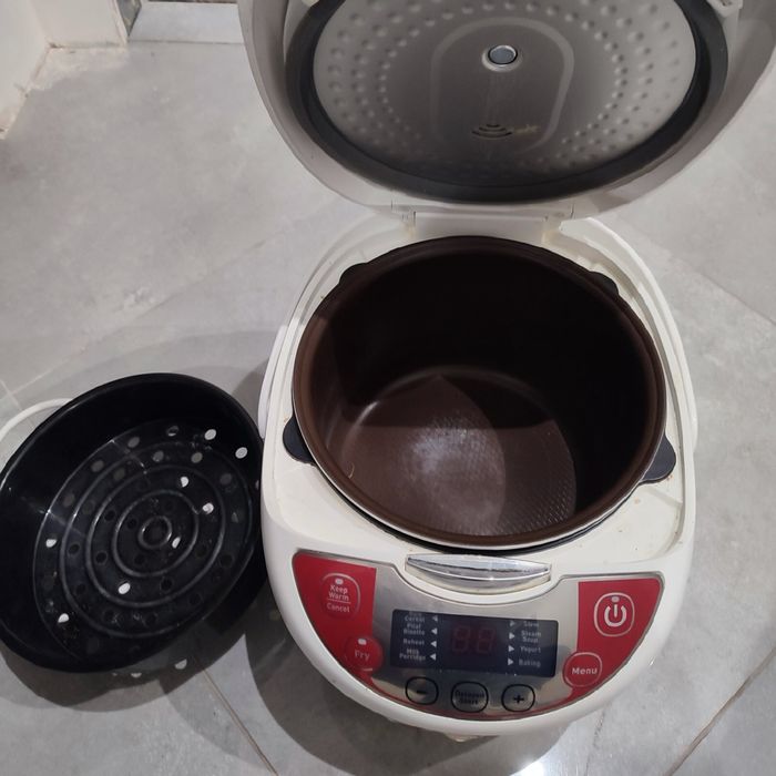 Мультиварка Tefal r19-1 у користувпні пів року