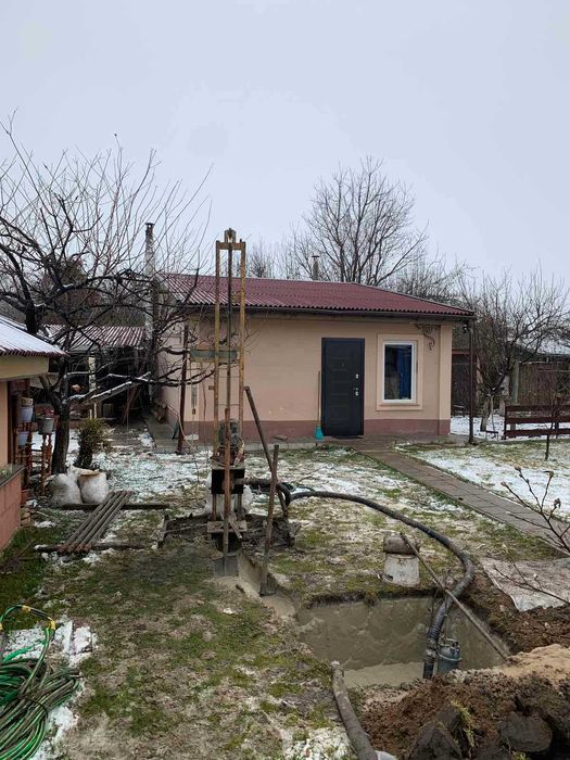 Бурение скважин Узин. Буріння свердловин на воду. Монтаж обладнання