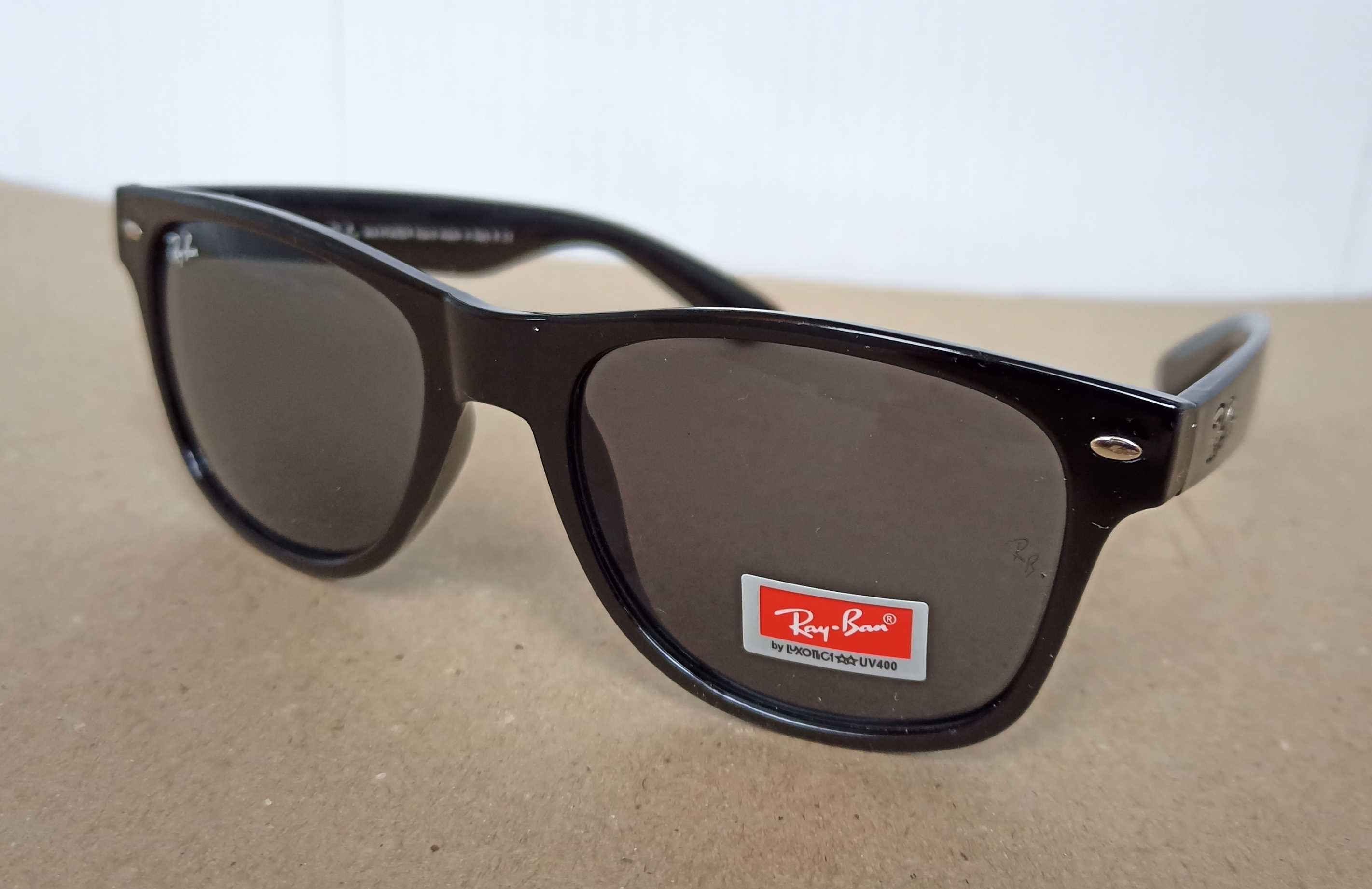 Солнцезащитные очки Ray Ban wayfarer 2140 черные, с комплектом