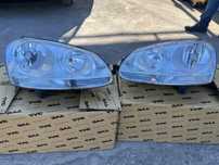 Faróis originais volkswagen jetta 2007