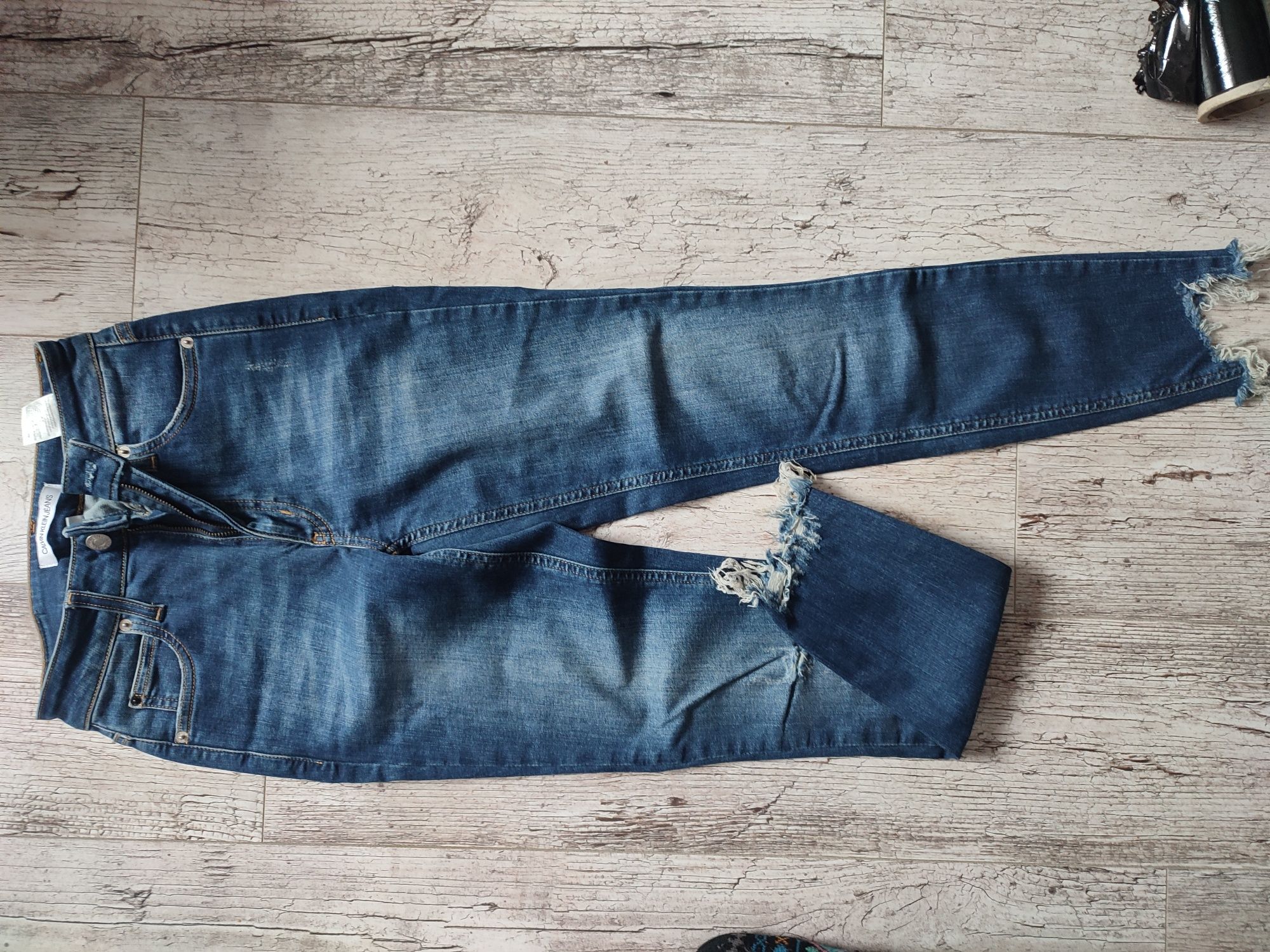 Jeansy Calvin Klein rozm XS W 25