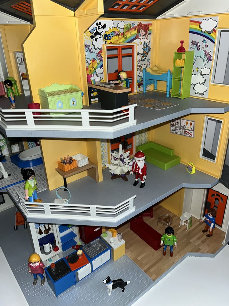 Duzy Domek Playmobil 9266+ meble, ludziki i alcwsoria
