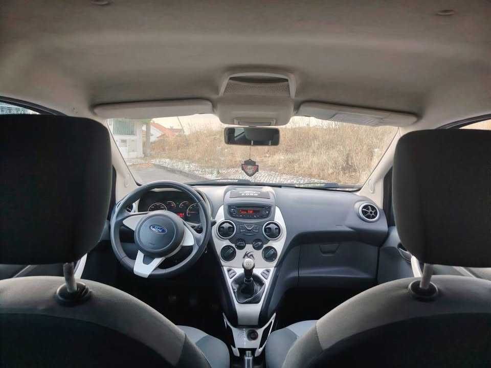 Ford Ka de 09. 2013...