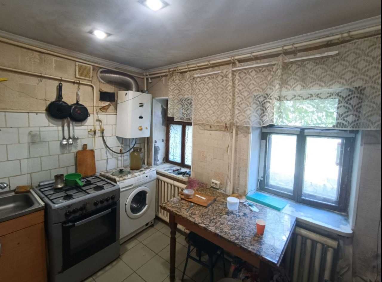 Продаётся часть дома на Слободке с гаражом и АГВ