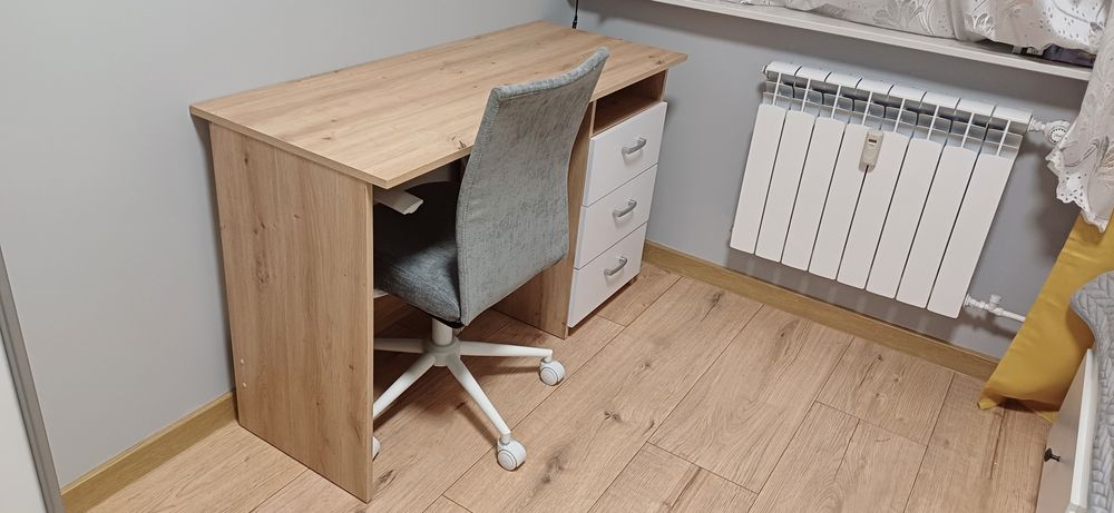 Składanie Skręcanie Montaż mebli z paczki..