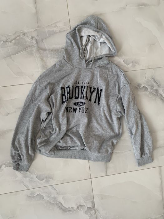 Nowa bluza z kapturem, rozmiar L
