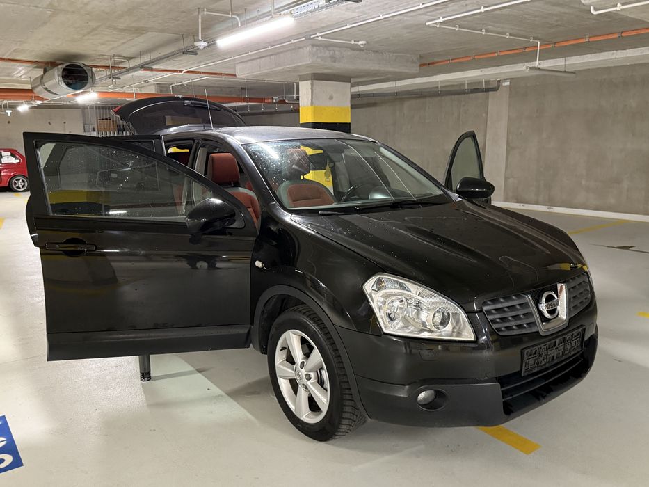 Nisan Кашкай  4:4 /2.0 D