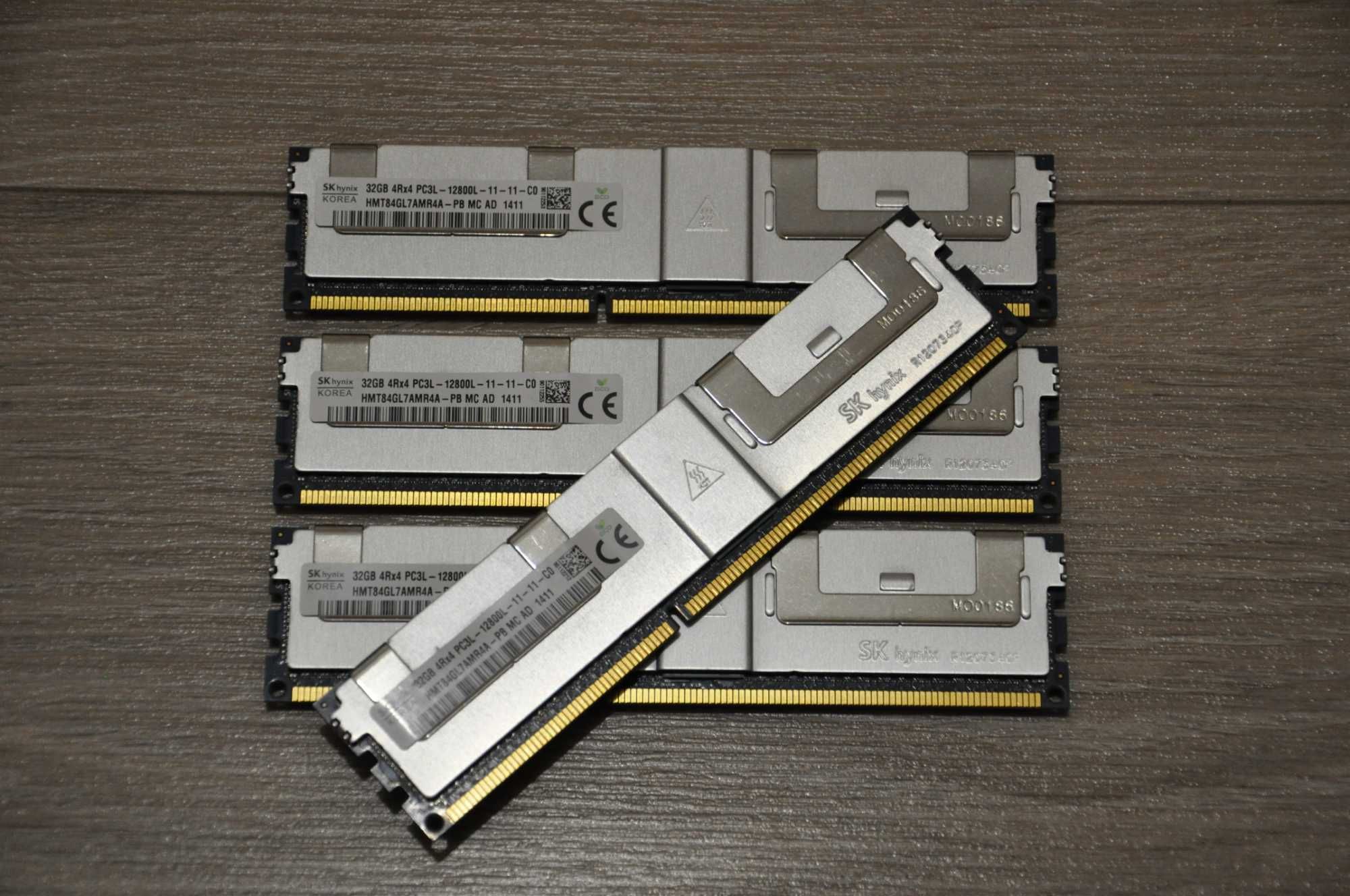 ОЗУ Hynix 32GB ECC Reg DDR3 1333 PC3L-10600L серверная