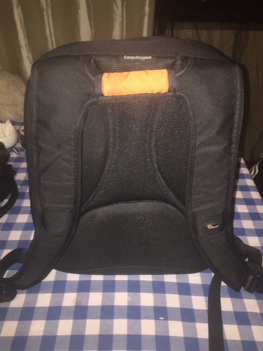 Mochila lowepro compudaypack