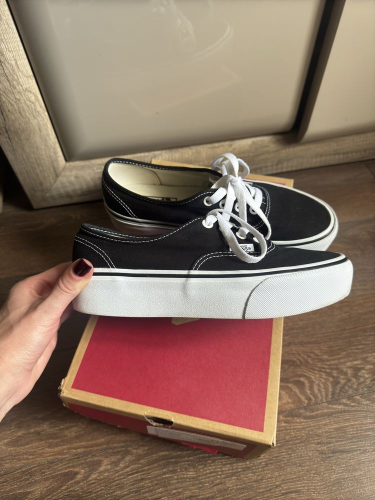 Vans Authentic Platform оригінал жіночі 37 розмір