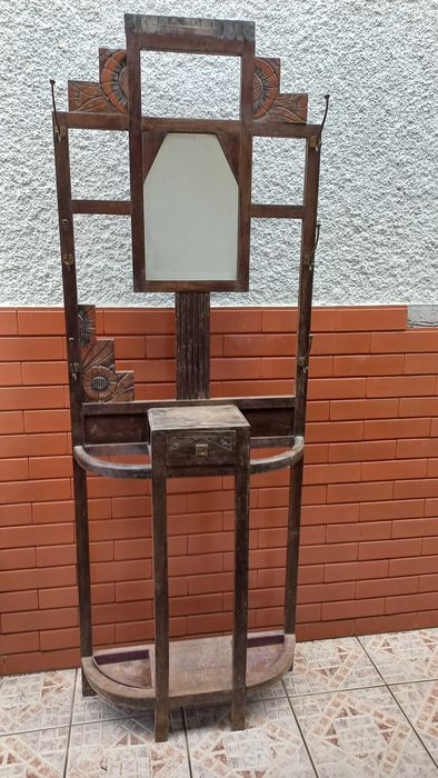 Móvel de entrada / Bengaleiro