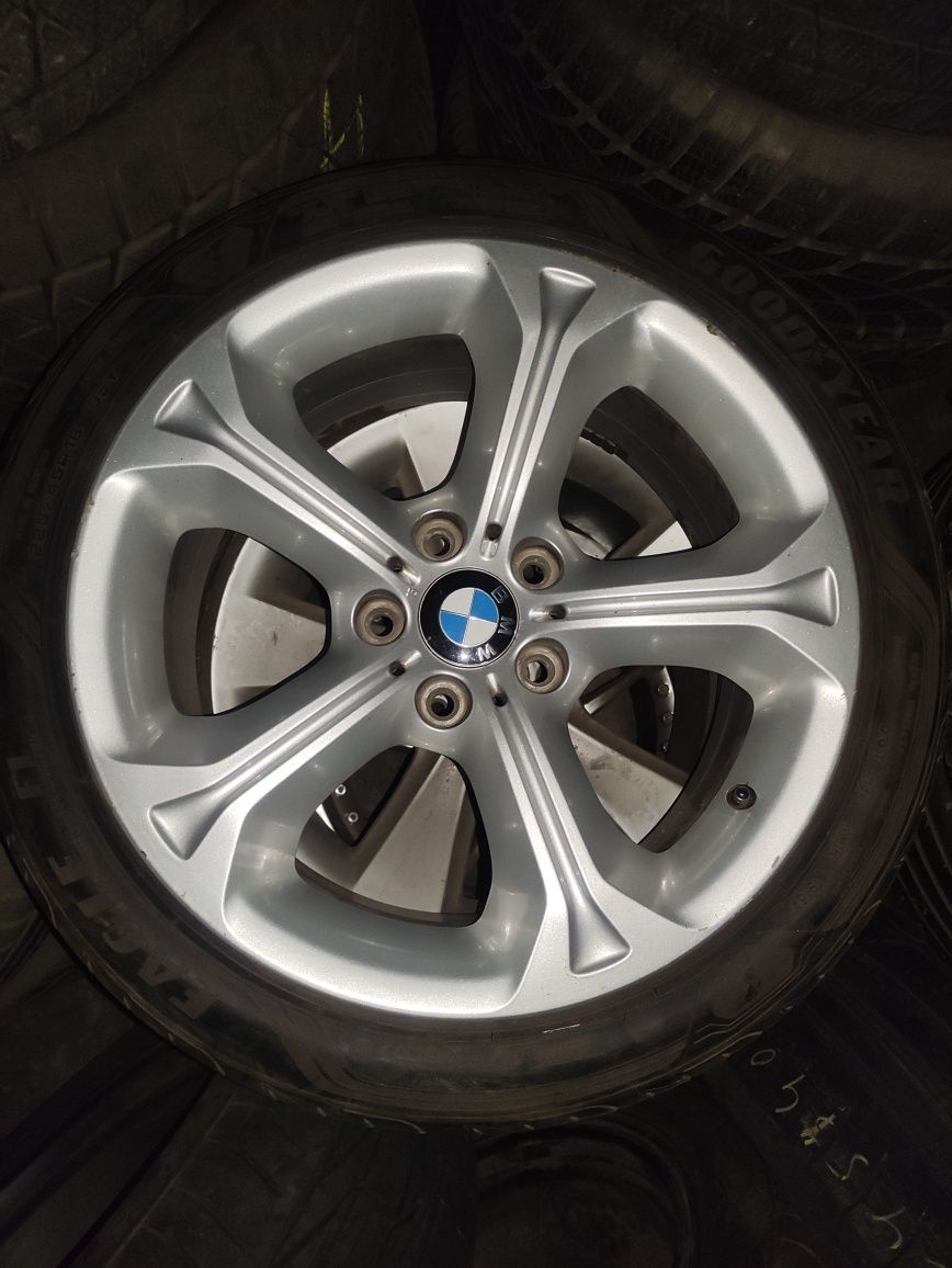 Продам диски R18 5x120