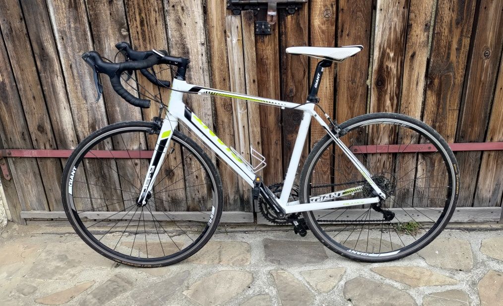 Rower Giant Defy 4