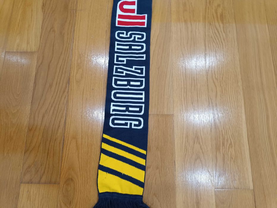 Cachecol Red Bull Salzburg - novo - Z032