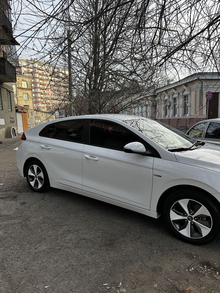 Авто в оренду. м.Одеса