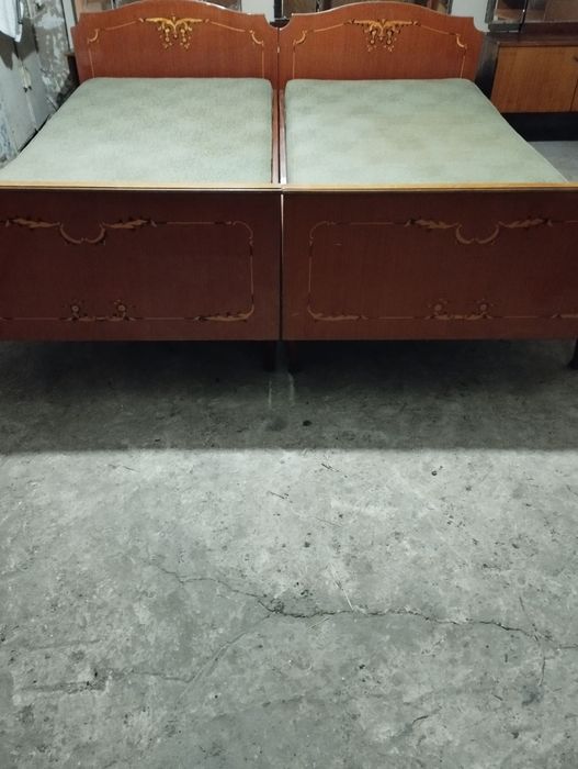 Продам две кровати