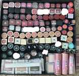 Помады Loreal / Maybelline