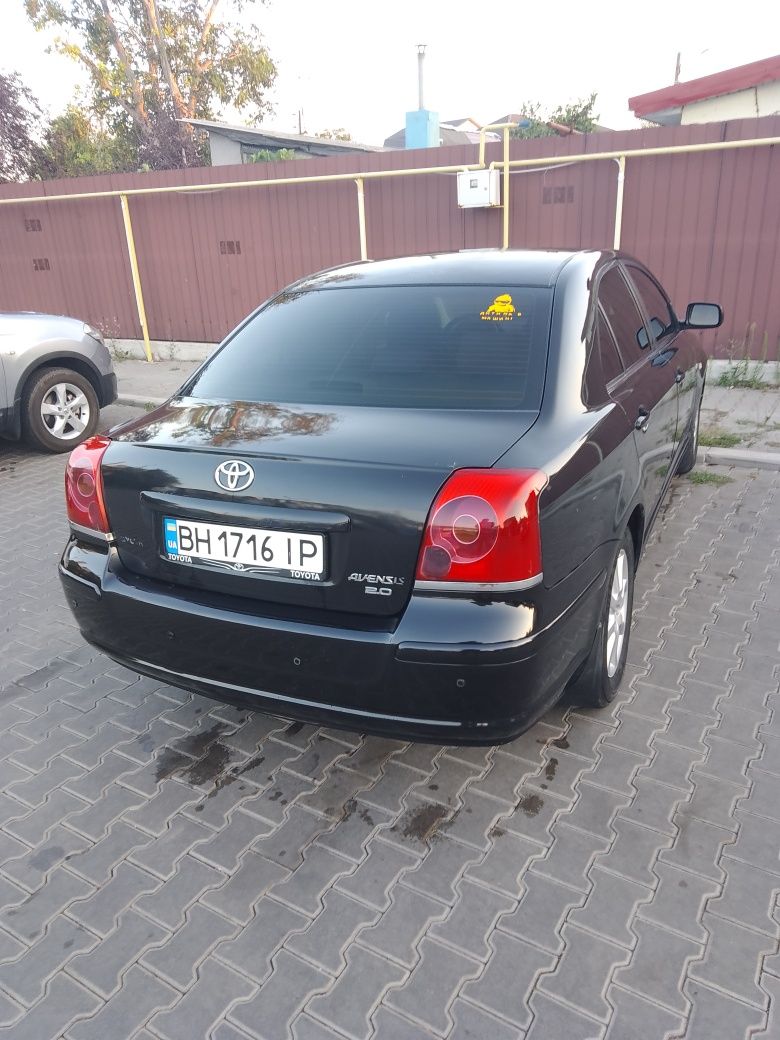 Продам Тойоту Авенсис на автомате
