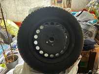 Koła zimowe 215 65 R17 Opony Nokian