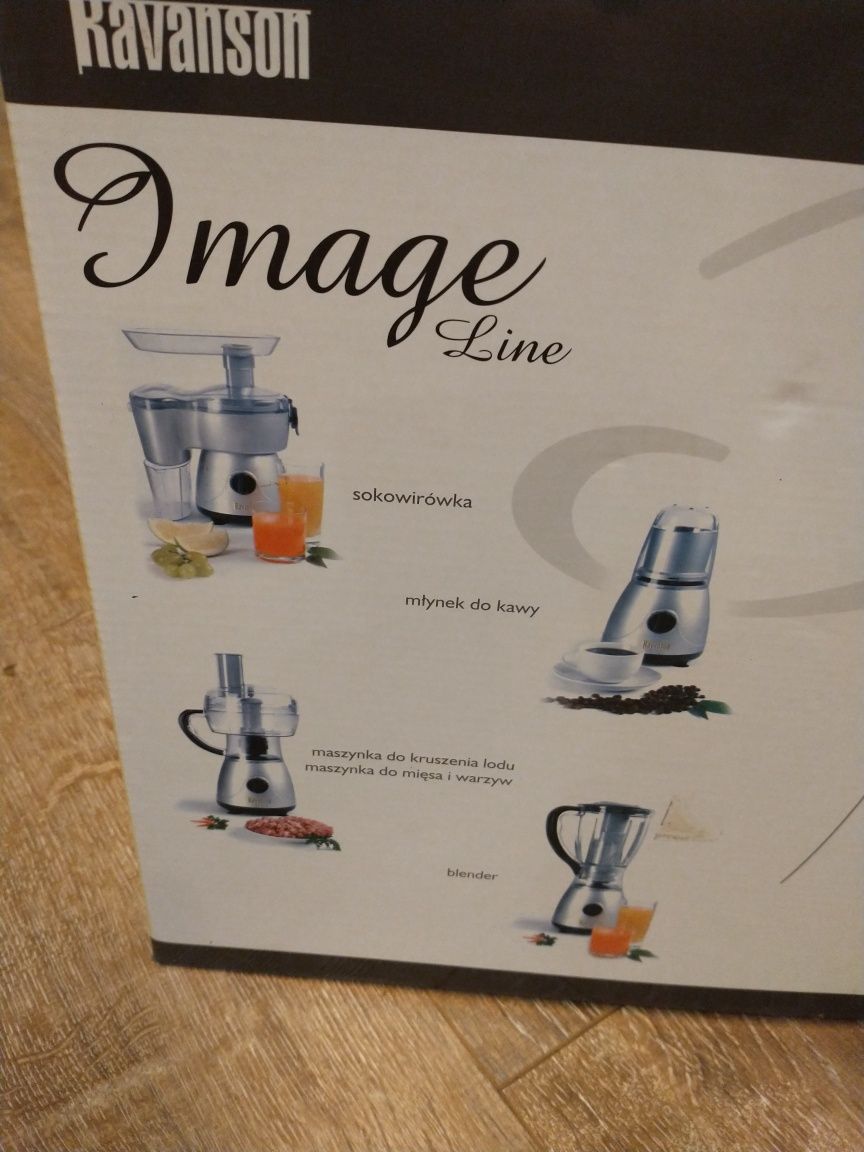 Robot wieloczynnościowy ravanson