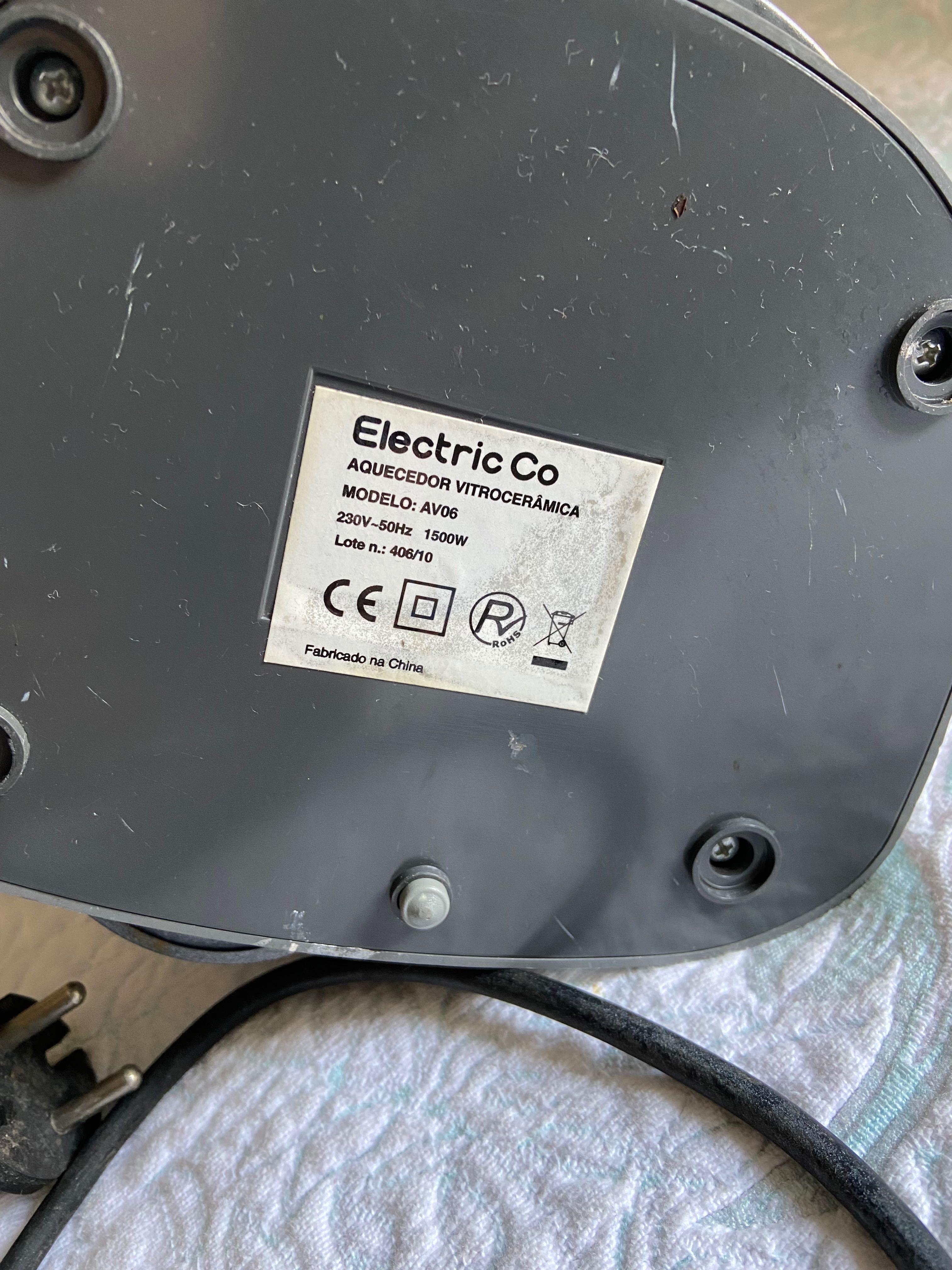 Vendo  termoventilador  Electric  Co  em  bom estado