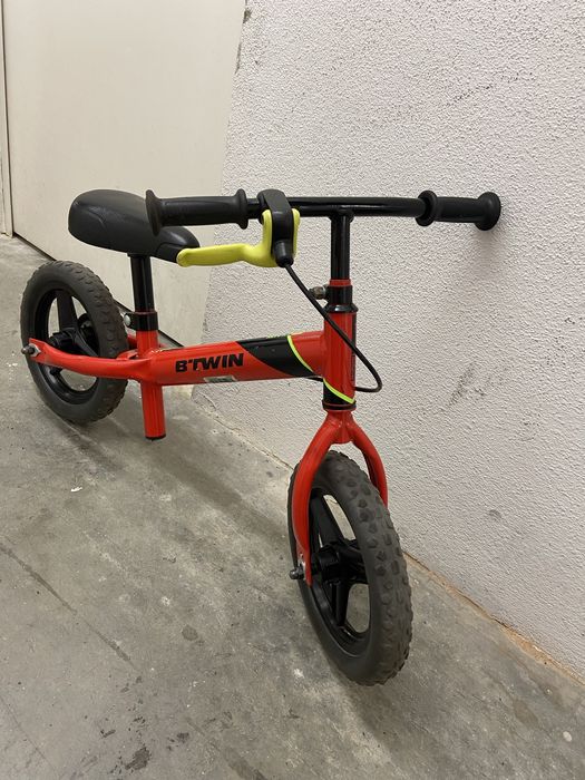 Bicicleta BTWIN sem pedais
