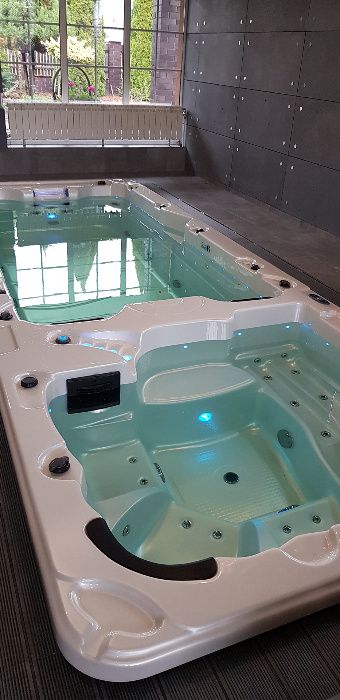Basen spa z przeciwprądami + wanna z hydromasażem MADAGASKAR