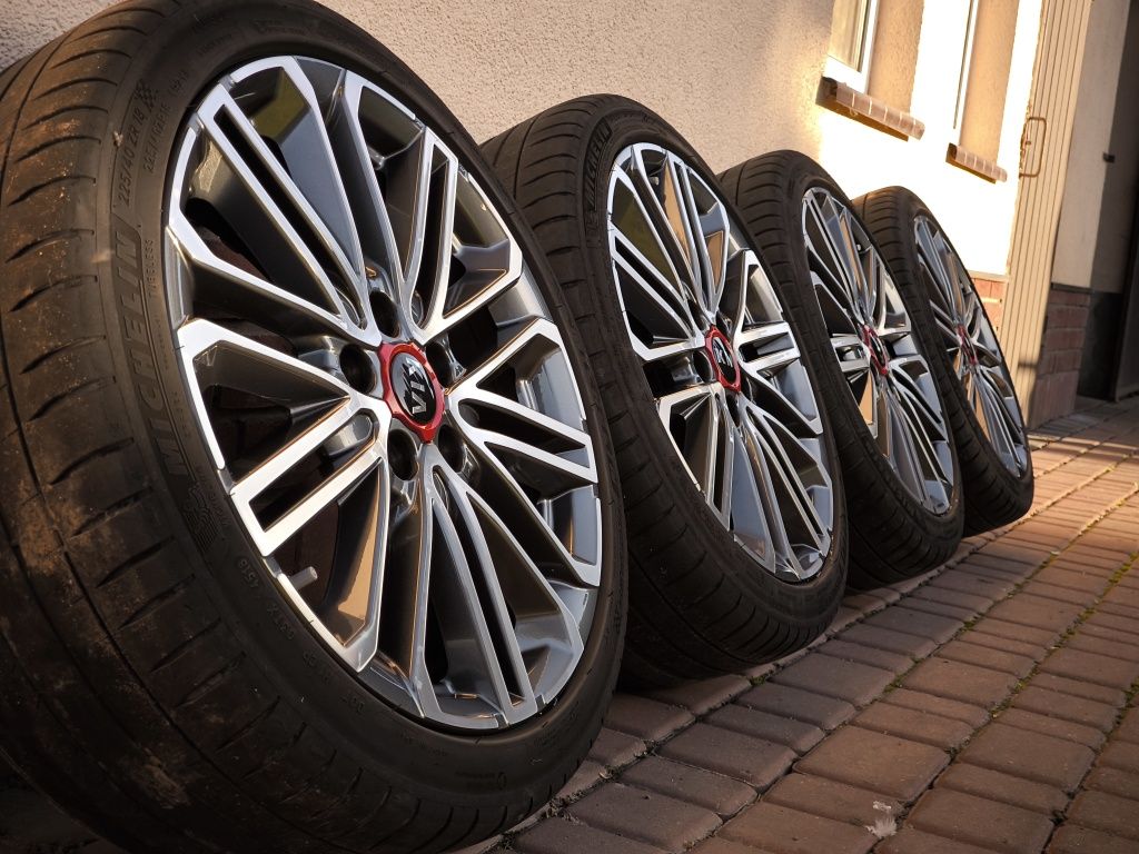 →Felgi+opony Kia ProCee'd GT 18x7,5 ET55 5x114,3 idealny stan Michelin