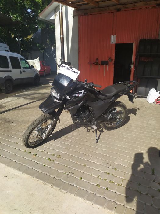 Продам шенерай 200