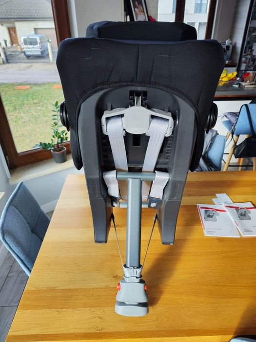 Fotelik samochodowy britax römer