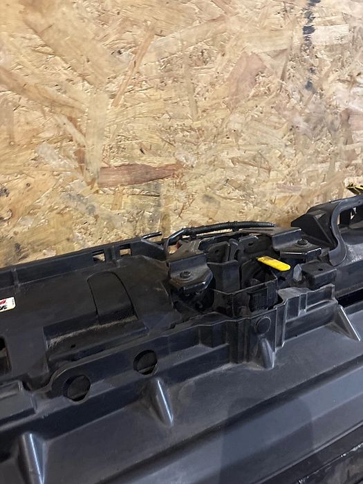 Pas Przedni komplet chłodnic wentylator belka Ford Fiesta MK7/1.4 TDCI