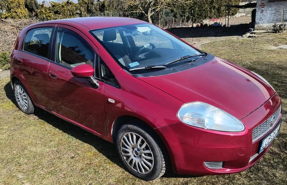 Fiat Punto Fiat Punto Grande 1.4 rok 2008 przebieg 388 tyś instalacja gazowa