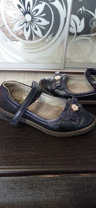 Туфлі для дівчинки