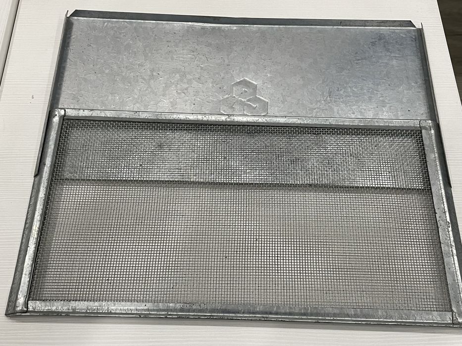 Клещеулавливающая подставка в улей вулик бджоли пчелы Стамеска пасічна