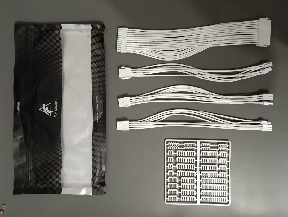 Кастомні кабелі Teucer, FormulaMod