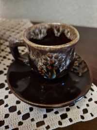 Chávena e Pires em faiança antigo / Mug vintage