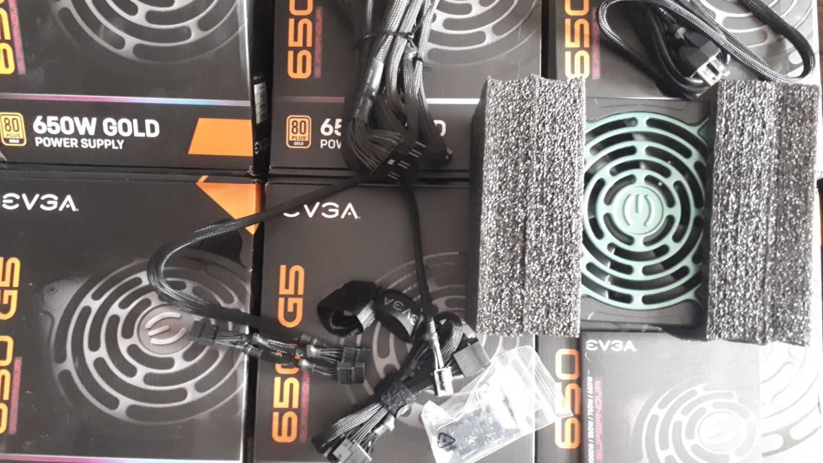 Блок живлення  EVGA 650w Gold
