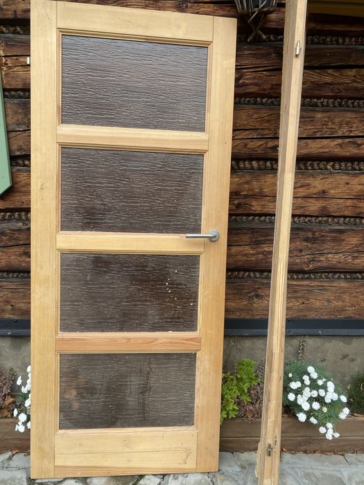 Drzwi sosnowe z futrynami 2 sztuki