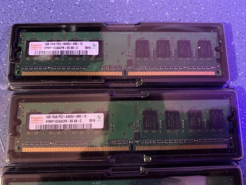 Продам ОЗУ (RAM) DDR-2 оперативну пам’ять 4х по 1Gb Hynix / Qimonda