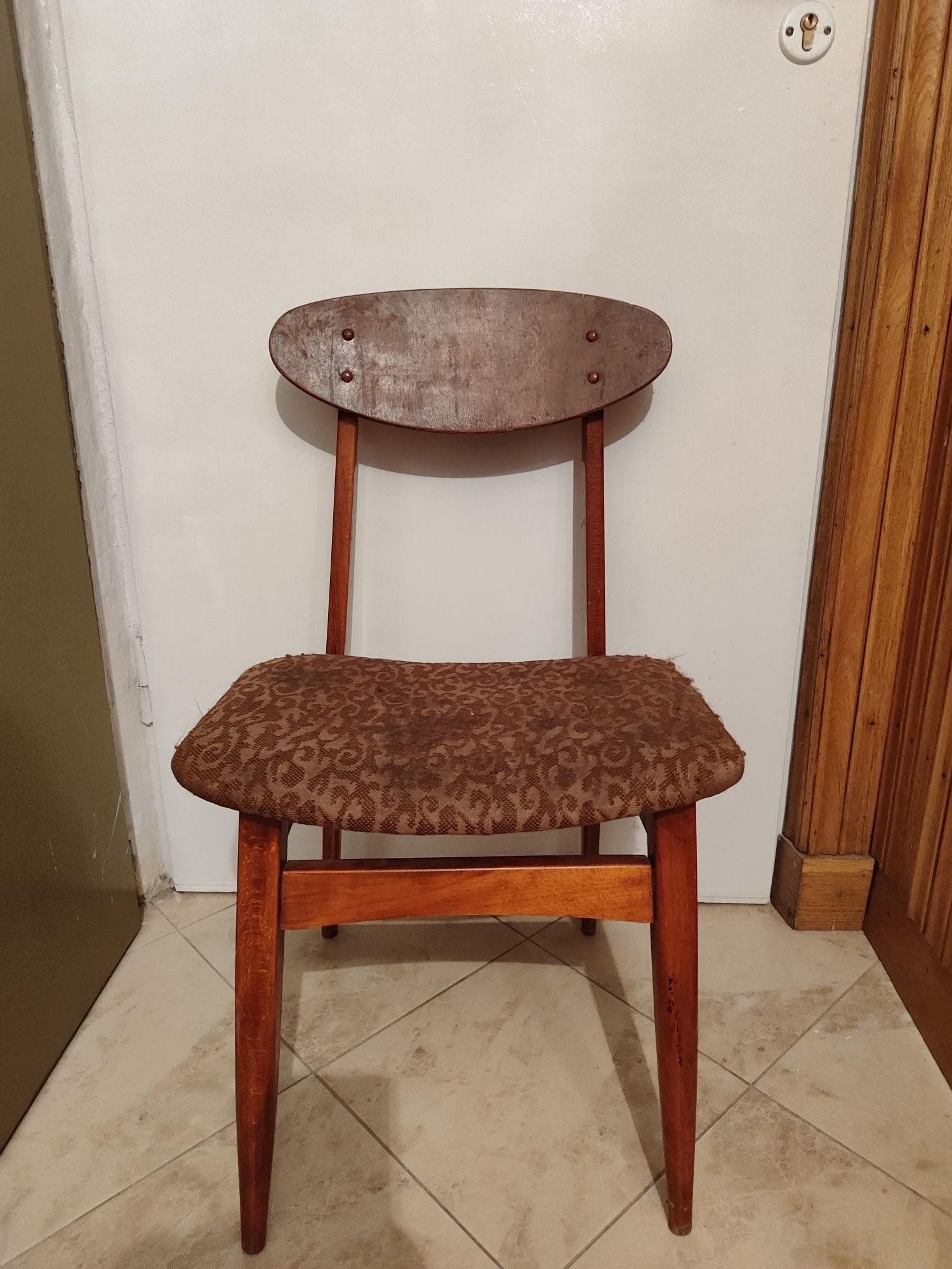 Krzesła tapicerowane Hałas vintage prl
