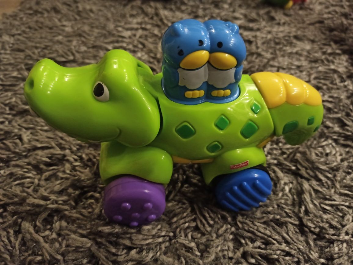 FISHER-PRICE aligator krokodyl na kołkach do raczkowania