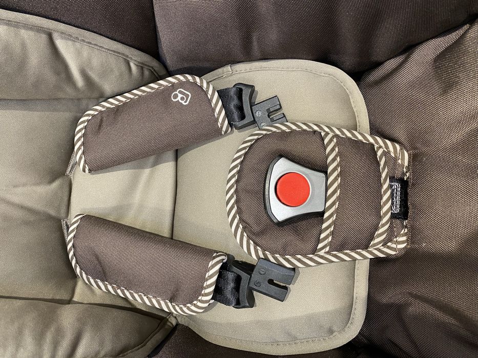 Автокрісло Maxi-Cosi